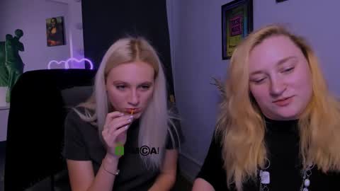Snapshot of madam_ulis chatting on February 10, 1:11 pm Ulis online show from February 10, 1:11 pm