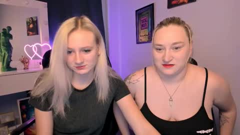 Snapshot of madam_ulis chatting on February 12, 10:03 am Ulis online show from February 12, 10:03 am