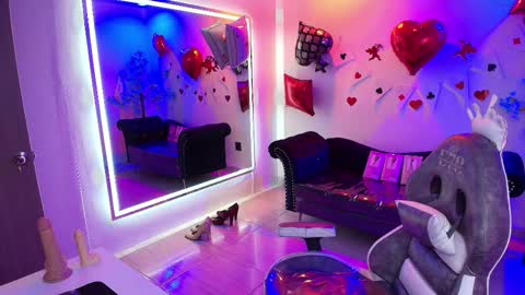 Madame Scarllet  online show from February 12, 11:47 am