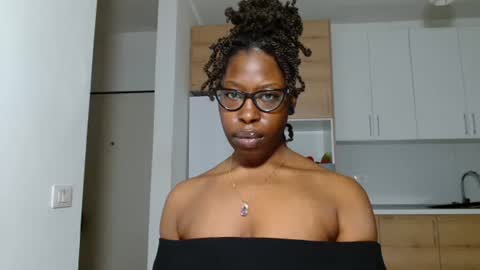 YourMadamIndigo online show from January 9, 1:39 pm