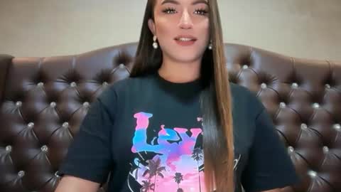 Alison Kloss online show from May 10, 11:00 pm
