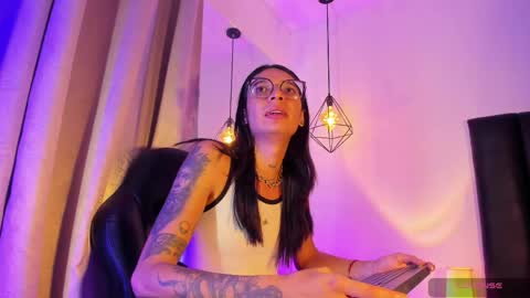 Maddie Ray online show from May 18, 8:26 pm