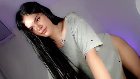Snapshot of maddiejackson chatting on March 11, 6:52 am Im ZY DONT FORGET TO FOLLOW ME - online show from March 11, 6:52 am