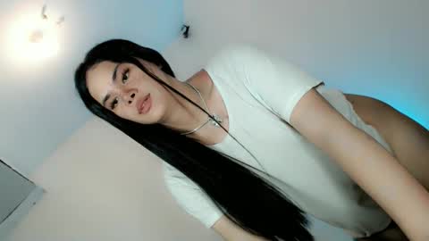 Snapshot of maddiejackson chatting on January 27, 6:52 am Im ZY DONT FORGET TO FOLLOW ME - online show from January 27, 6:52 am