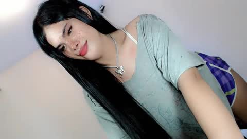 Snapshot of maddiejackson chatting on March 9, 1:48 pm Im ZY DONT FORGET TO FOLLOW ME - online show from March 9, 1:48 pm