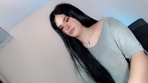 Snapshot of maddiejackson chatting on March 11, 1:01 pm Im ZY DONT FORGET TO FOLLOW ME - online show from March 11, 1:01 pm