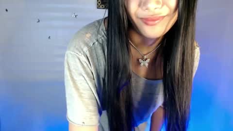 Snapshot of maddiejackson chatting on December 20, 3:31 pm Im ZY DONT FORGET TO FOLLOW ME - online show from December 20, 3:31 pm