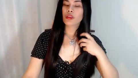 Snapshot of maddiejackson chatting on January 14, 10:48 am Im ZY DONT FORGET TO FOLLOW ME - online show from January 14, 10:48 am