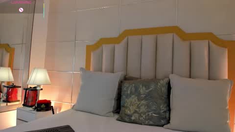    online show from February 18, 7:35 pm