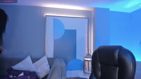 Maddison online show from November 7, 4:26 am