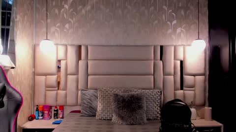 Maddox Santana online show from December 17, 6:24 am