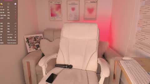 Maddy online show from February 21, 10:24 pm