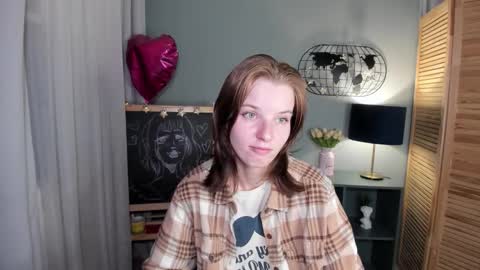 Snapshot of madelaines chatting on September 14, 9:55 am madelaines online show from September 14, 9:55 am