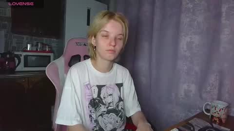 madelaines online show from July 30, 9:59 pm