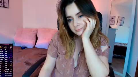 madelamee online show from September 16, 8:12 pm