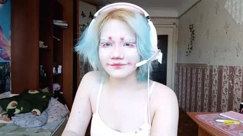 Alice Kaneki online show from February 23, 7:10 am