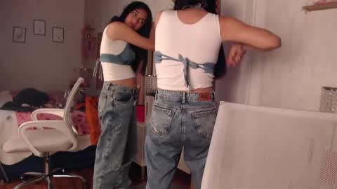 madhison_5 online show from May 15, 12:35 pm
