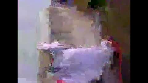 Snapshot of madhubala09 chatting on January 18, 12:02 am madhubala09 online show from January 18, 12:02 am