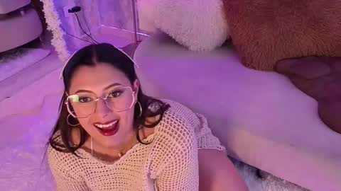    online show from November 26, 7:32 pm