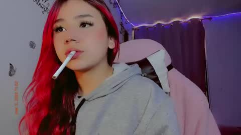 Snapshot of madison_x17 chatting on March 5, 4:57 pm madso x17 online show from March 5, 4:57 pm