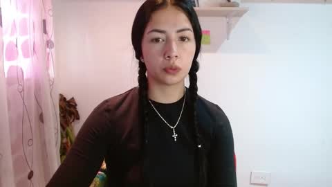 Snapshot of madisoncambel chatting on December 19, 9:16 pm Madison Cambel online show from December 19, 9:16 pm