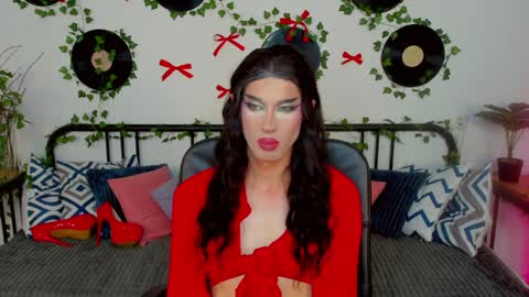 madisonesprit online show from April 4, 10:22 am