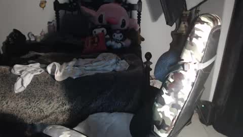 Snapshot of madisonjayde77 chatting on February 26, 10:27 am MadisonJayde online show from February 26, 10:27 am