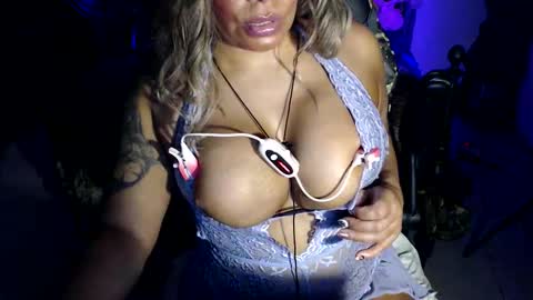 Snapshot of madisonjayde77 chatting on September 20, 5:10 am MadisonJayde online show from September 20, 5:10 am