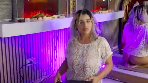 madisonrusso online show from November 8, 11:35 am