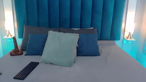 Madison Smith online show from February 11, 11:08 pm