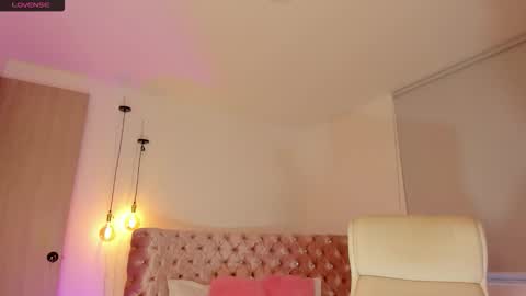 Madisson Davon online show from January 7, 10:48 pm