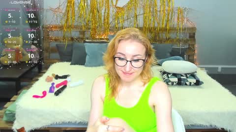 Snapshot of madissonkiss chatting on February 5, 7:39 am Madisson online show from February 5, 7:39 am