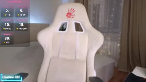 Madi Soon online show from February 25, 4:57 pm