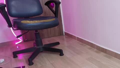 mady  online show from March 2, 6:37 am