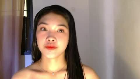 mae_luna online show from June 17, 12:04 am