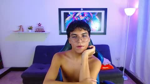 Maik online show from May 7, 9:32 pm