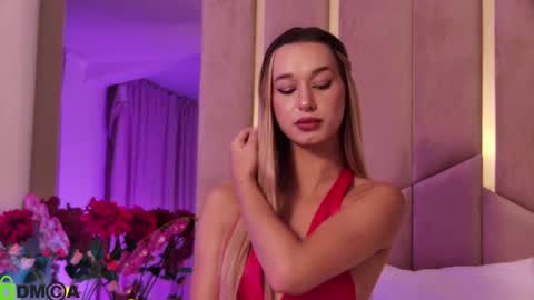 M. online show from October 12, 7:38 pm