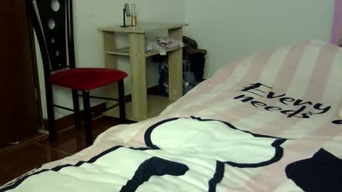 maferchavez88 online show from November 13, 2:36 am