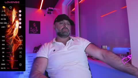 Magabear online show from April 4, 2:24 pm