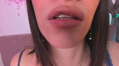 magali online show from December 27, 9:22 pm