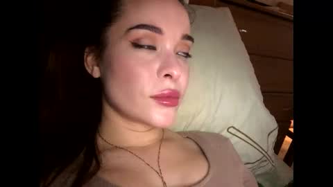 magggg658318 online show from November 6, 12:52 pm