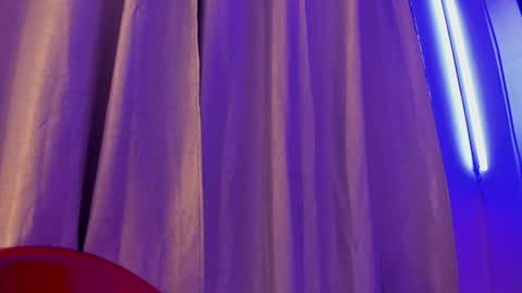 Maggie online show from February 1, 1:30 pm