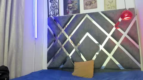 Maggie online show from February 8, 1:22 pm