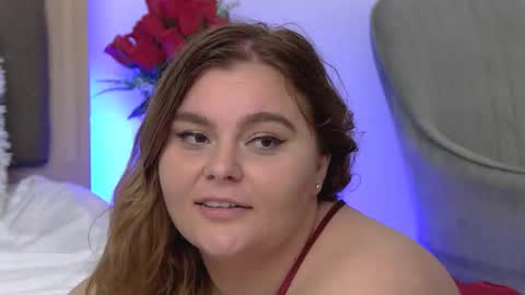 MaggieDevon online show from October 16, 5:29 am