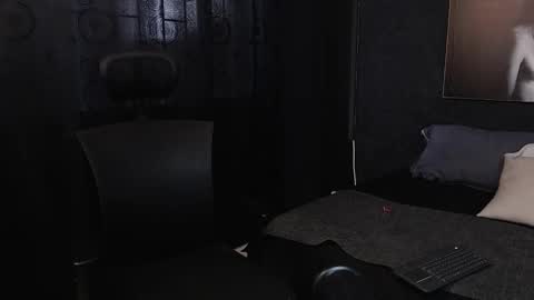 Damian Rivers online show from January 7, 9:20 pm