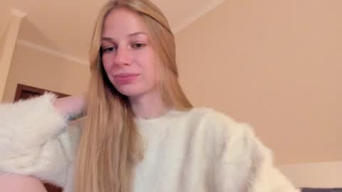 Alice  online show from November 23, 1:53 pm