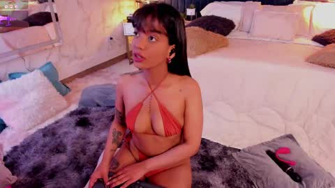 koko gomez online show from February 25, 7:31 am