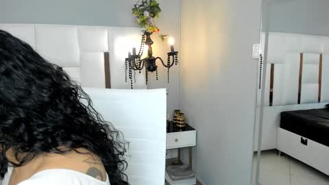 Snapshot of magic_marg chatting on January 21, 9:15 pm Marge online show from January 21, 9:15 pm