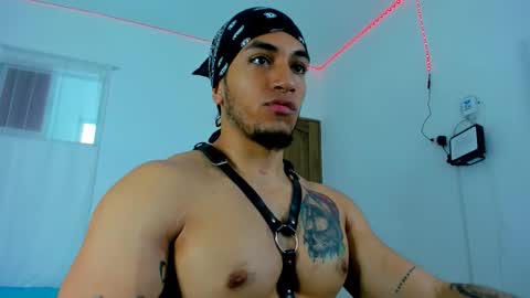 Magic Mike online show from October 26, 3:44 pm