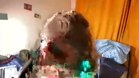 Mikky or Moon online show from December 31, 9:17 pm